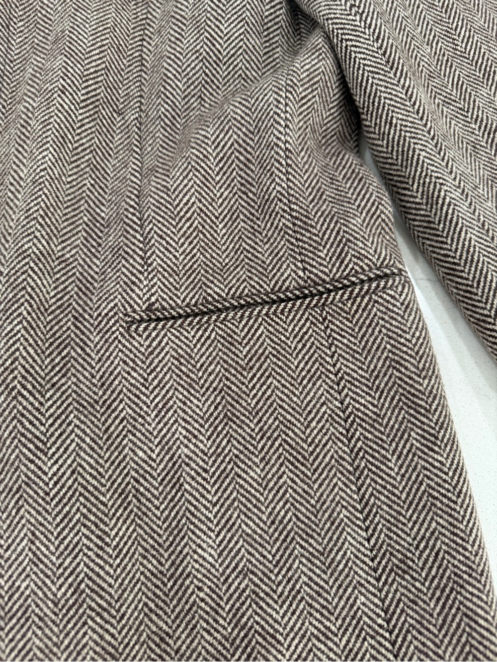 Michael Kors 100% Wool Men's Taupe Herringbone Wool Pea Coat - Picture 7 of 15